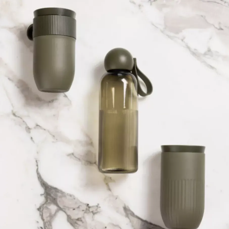 Butelka na wodę SAGAFORM TURE 600ml ciemno zielona