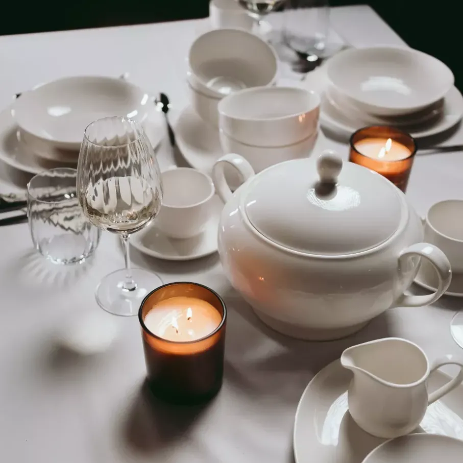 Filiżanka ze spodkiem DUKA FELICIA 130 ml biała porcelana