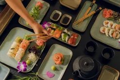 Zestaw do sushi dla 2 osób DUKA THORA 6 elementów niebieski kamionka